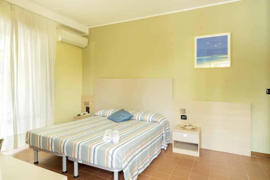 Hotel Blumen سان بنيديتّو ديل ترونتو المظهر الخارجي الصورة