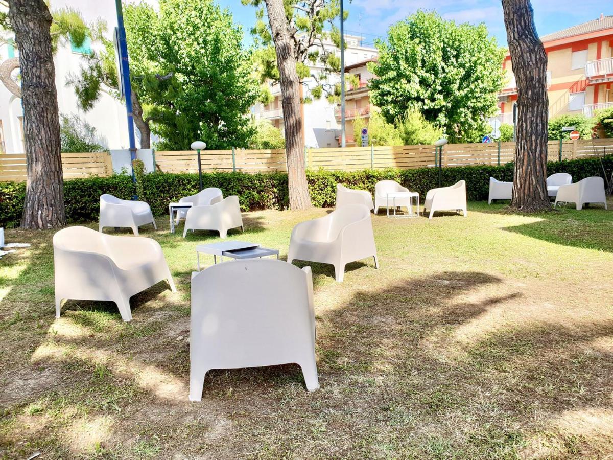 Hotel Blumen سان بنيديتّو ديل ترونتو المظهر الخارجي الصورة